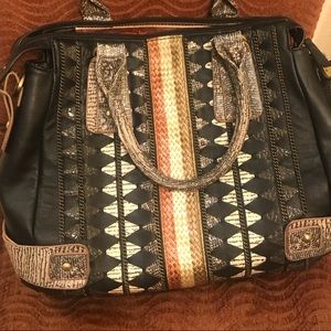 Large shoulder bag